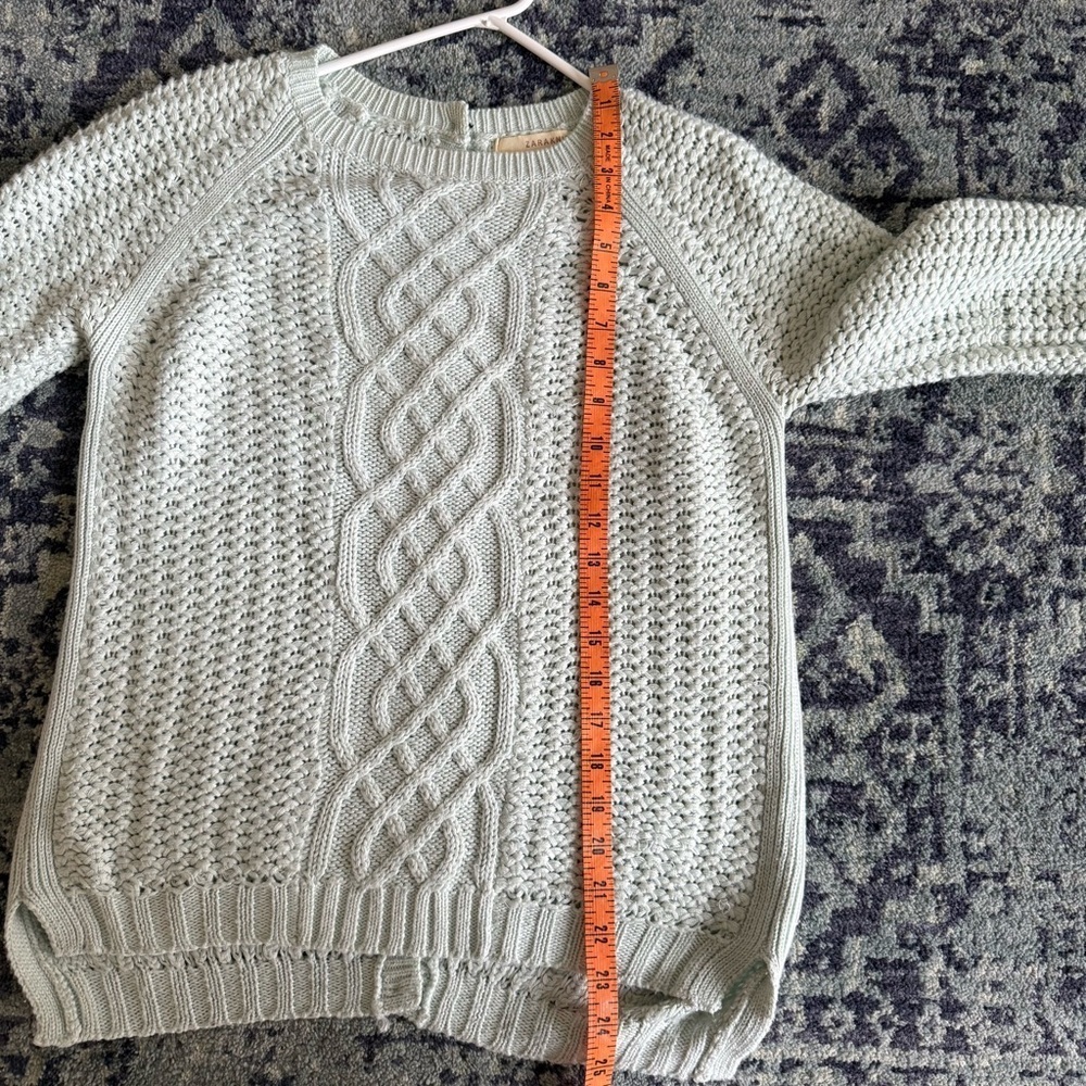 Light Blue Chunky Knit ZaraKnit Size Medium Reversible Button Up Sweater Heavy - Picture 8 of 9